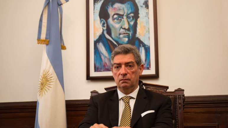 Maniobra de espionaje al presidente de la Corte Suprema